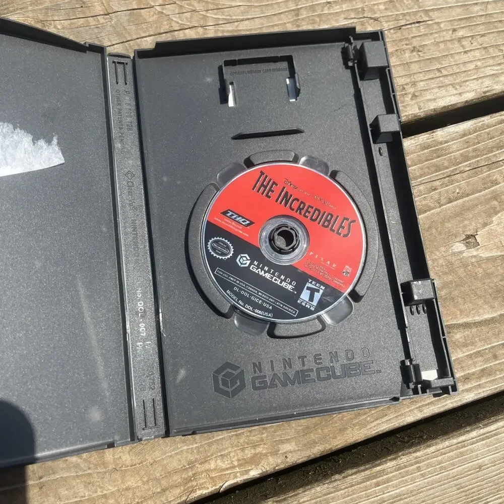Incredibles (Nintendo GameCube, 2004) No Manual